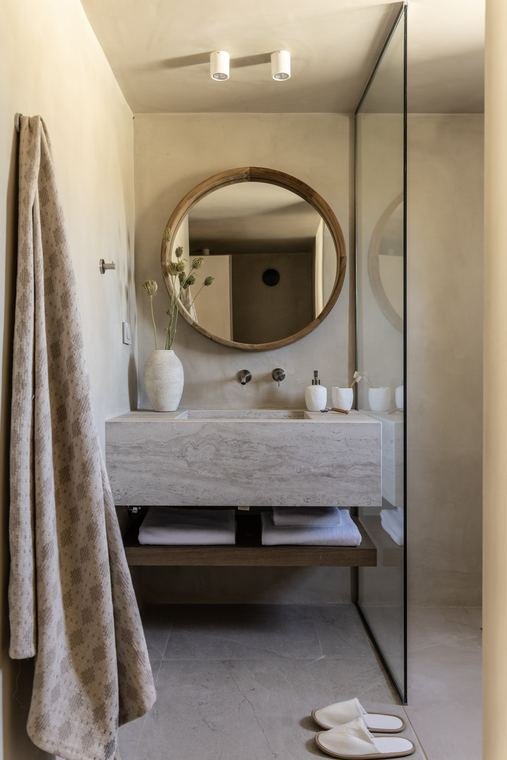 Towel and robe in the Elysia bathroom