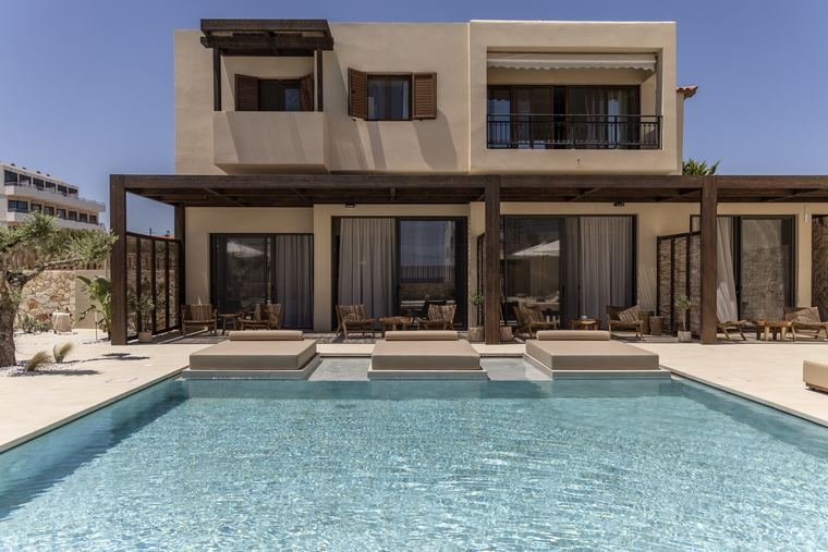 The suites and pool in daylight