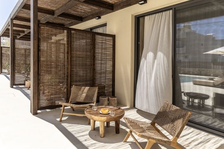 A quiet terrace corner